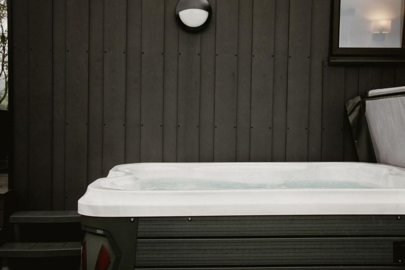 Luxury 2 Bedroom Glamping Pod With Hot Tub At Aganmore Farm Glamping - Pod 2 Ballycastle Luaran gambar